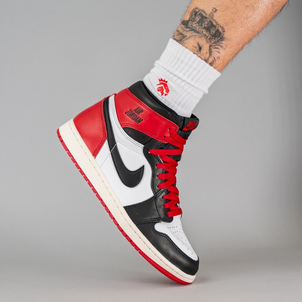 【国内 2025年 2/15 発売】ナイキ エア ジョーダン 1 ハイ OG “リイマジンド/ブラックトゥ” (NIKE AIR JORDAN 1 HIGH OG “Reimagined/Black Toe”) [DZ5485-106]