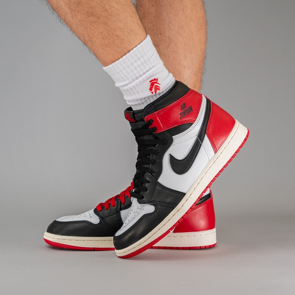 【国内 2025年 2/15 発売】ナイキ エア ジョーダン 1 ハイ OG “リイマジンド/ブラックトゥ” (NIKE AIR JORDAN 1 HIGH OG “Reimagined/Black Toe”) [DZ5485-106]