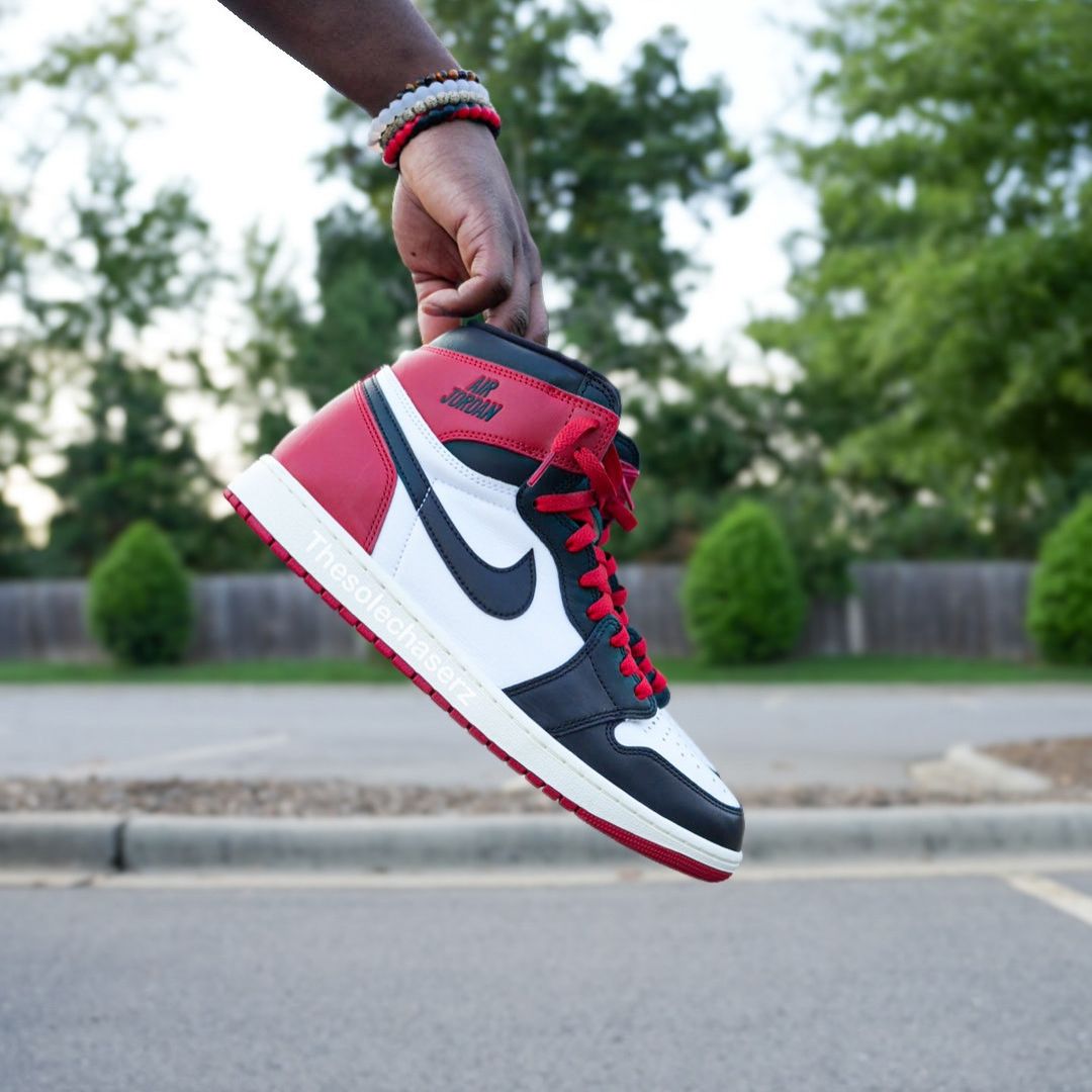 【国内 2025年 2/15 発売】ナイキ エア ジョーダン 1 ハイ OG “リイマジンド/ブラックトゥ” (NIKE AIR JORDAN 1 HIGH OG “Reimagined/Black Toe”) [DZ5485-106]