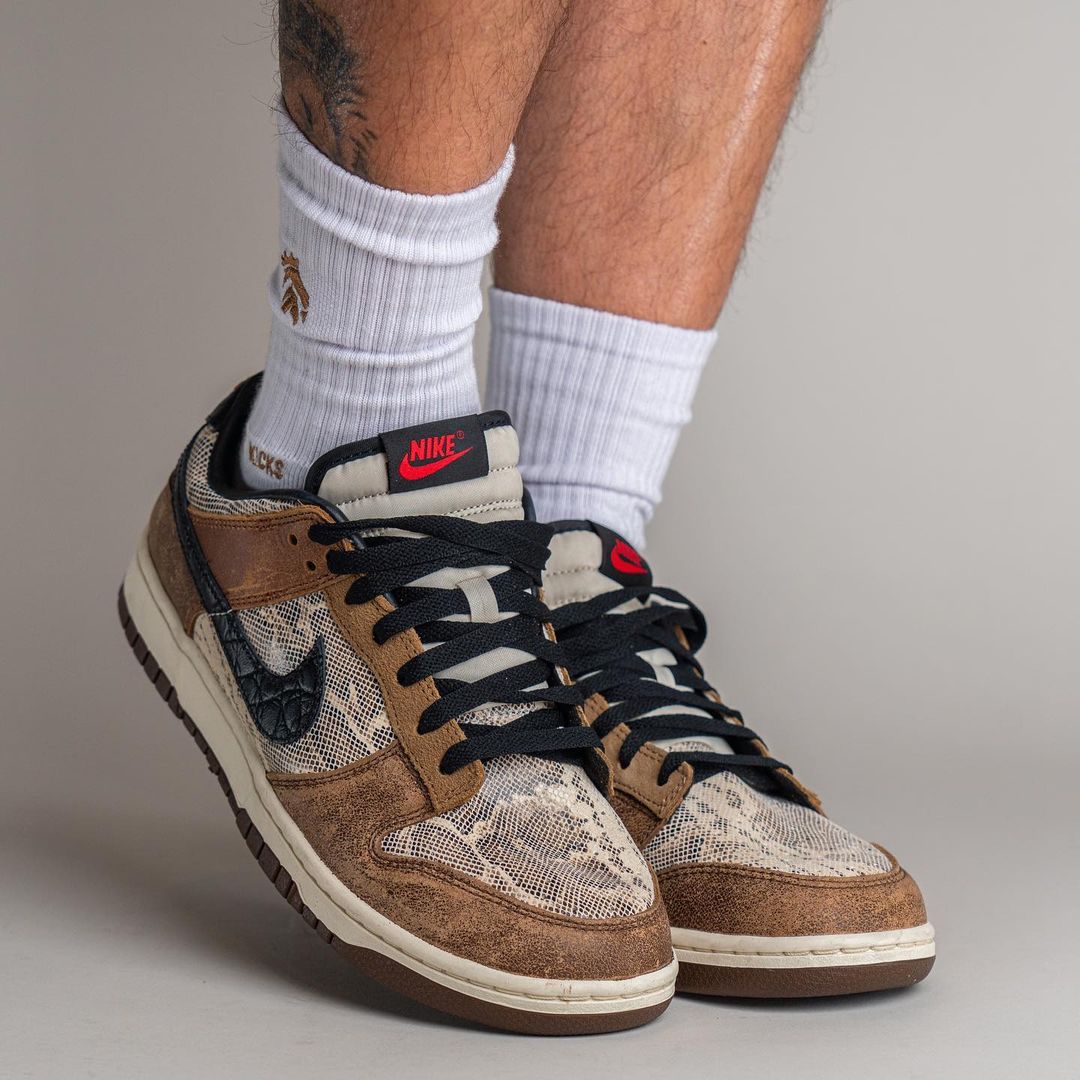 Nike Dunk Low PRM CO.JP ダンク　パイソン