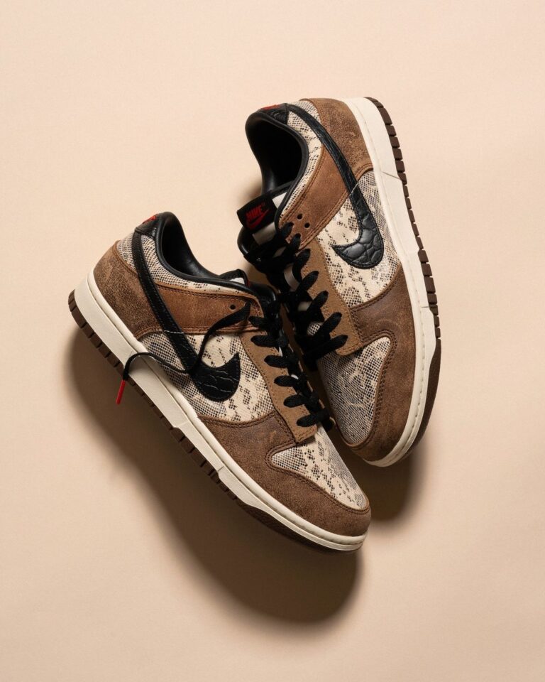 NIKE AIR パイソン　茶系　25