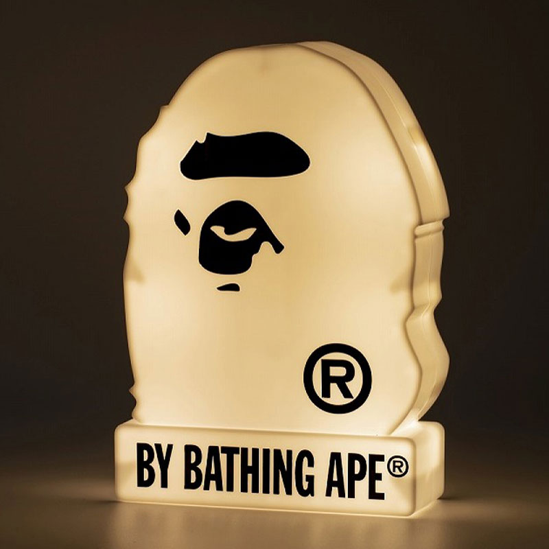 付録は「APE HEADのルームライト」！ブランドムック A BATHING APE 2023 S/S COLLECTION e-MOOKが12/26 発売 (ア ベイシング エイプ 2023年 春夏号)