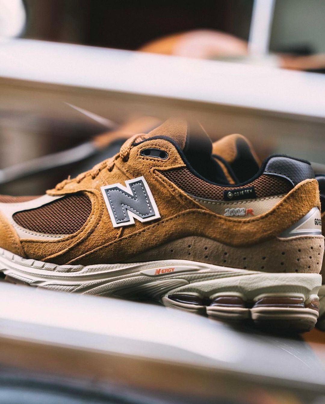 【国内 6/16 発売予定】GORE-TEX × New Balance M2002 RXG “Wheat” (ゴアテックス ニューバランス)