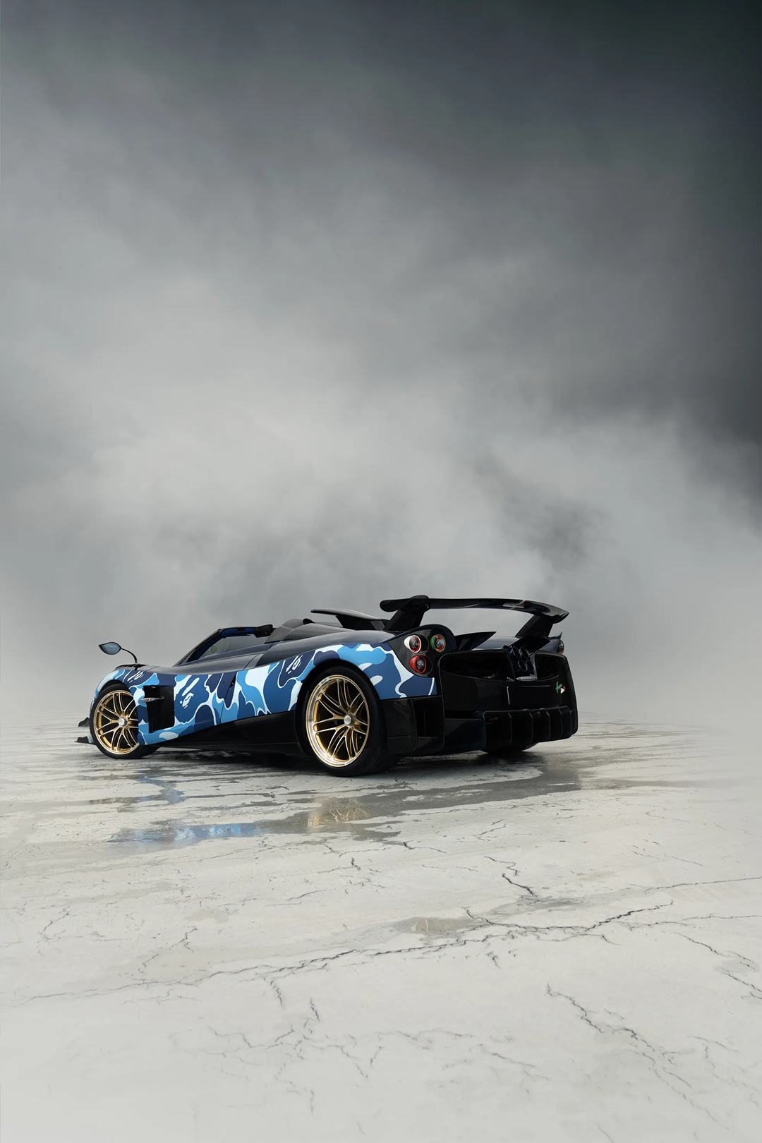 12/24 発売！Pagani Huayra Roadster BC × A BATHING APE (パガーニ ウアイラ・ロードスターBC ア ベイシング エイプ)