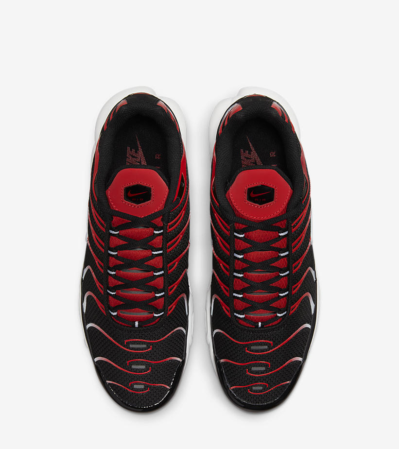 【国内発売】ナイキ エア マックス プラス “ブラック/ユニバーシティレッド” (NIKE AIR MAX PLUS “Black/University Red”) [DM0032-004]