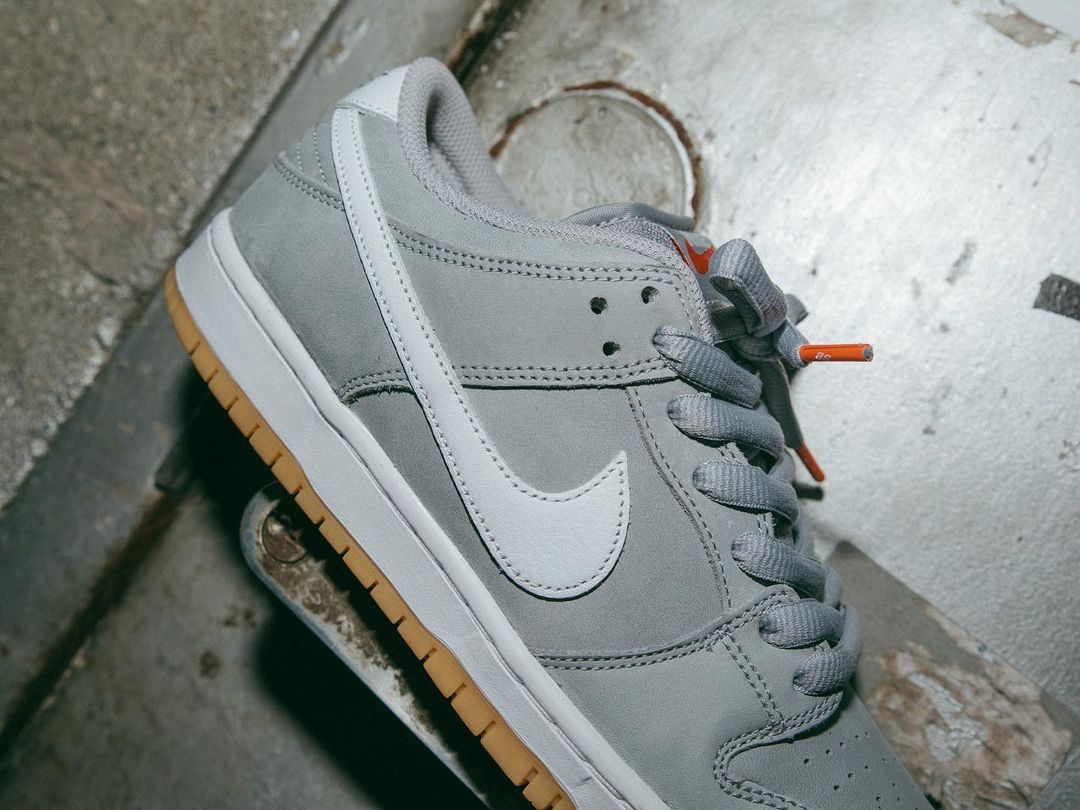 【国内 5/12 リストック】NIKE SB “Orange Label” DUNK LOW PRO ISO “Grey/Gum” (ナイキ エスビー “オレンジレーベル” ダンク ロー プロ “グレー/ガム”) [DV5464-001]