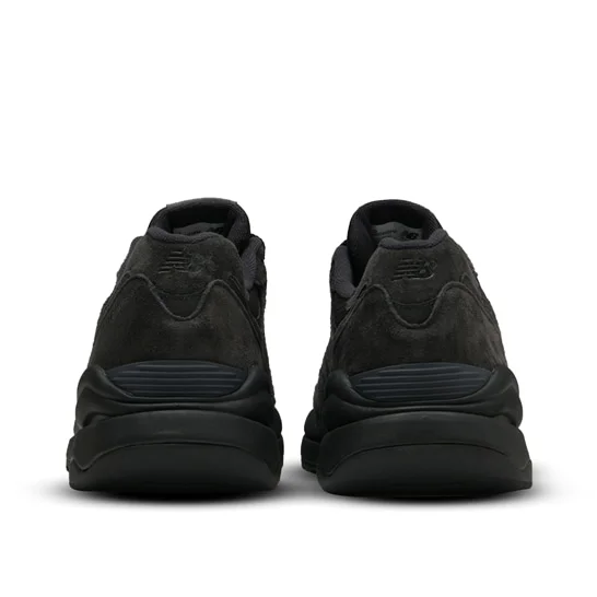 New Balance M5740 GPM GORE-TEX “Tirple Black” (ニューバランス