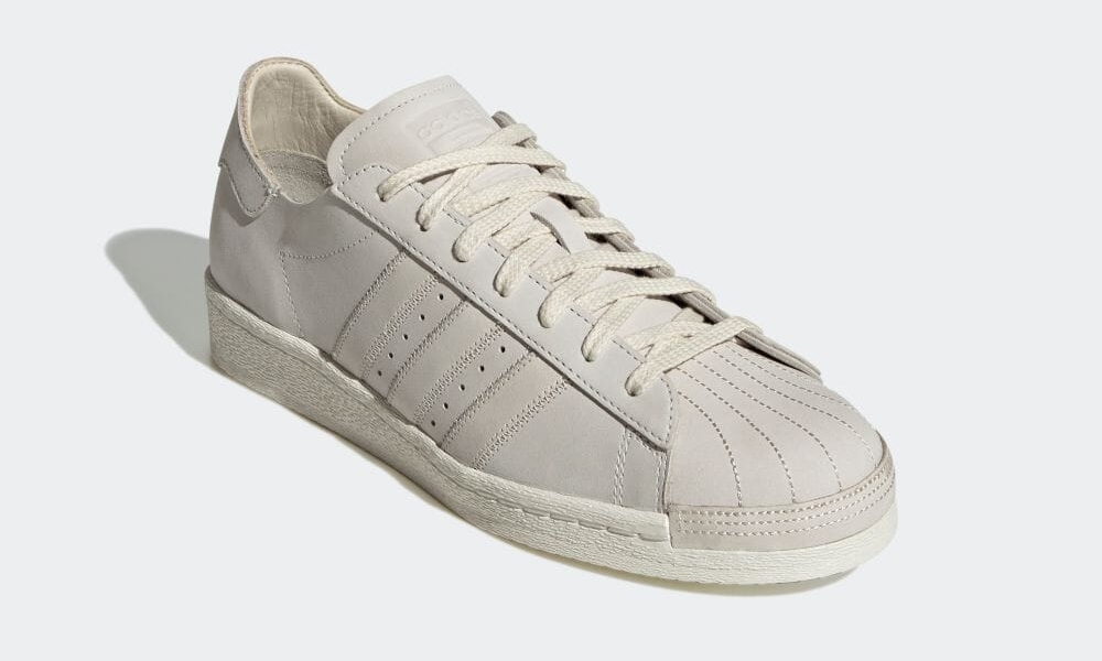 【国内 1/10 発売】アディダス オリジナルス スーパースター 82 “コアホワイト/アルミナ/オフホワイト” (adidas Originals SUPERSTAR 82 “Core White/Alumina/Off White”) [GX7317]