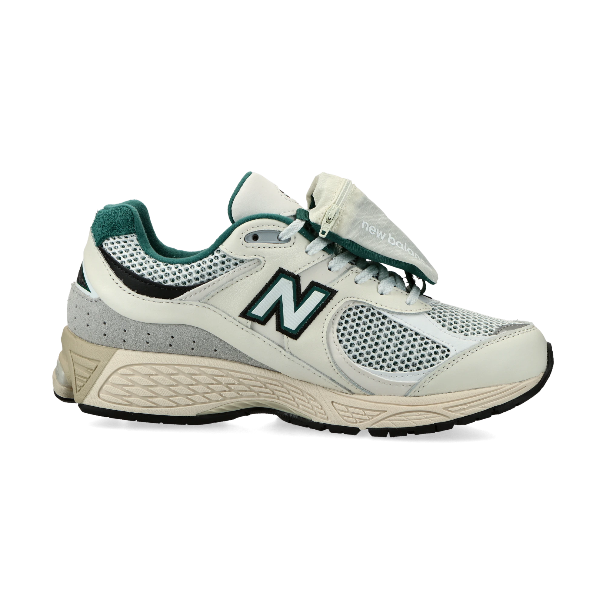 2023年 発売予定！New Balance M2002 RVD “White” (ニューバランス)