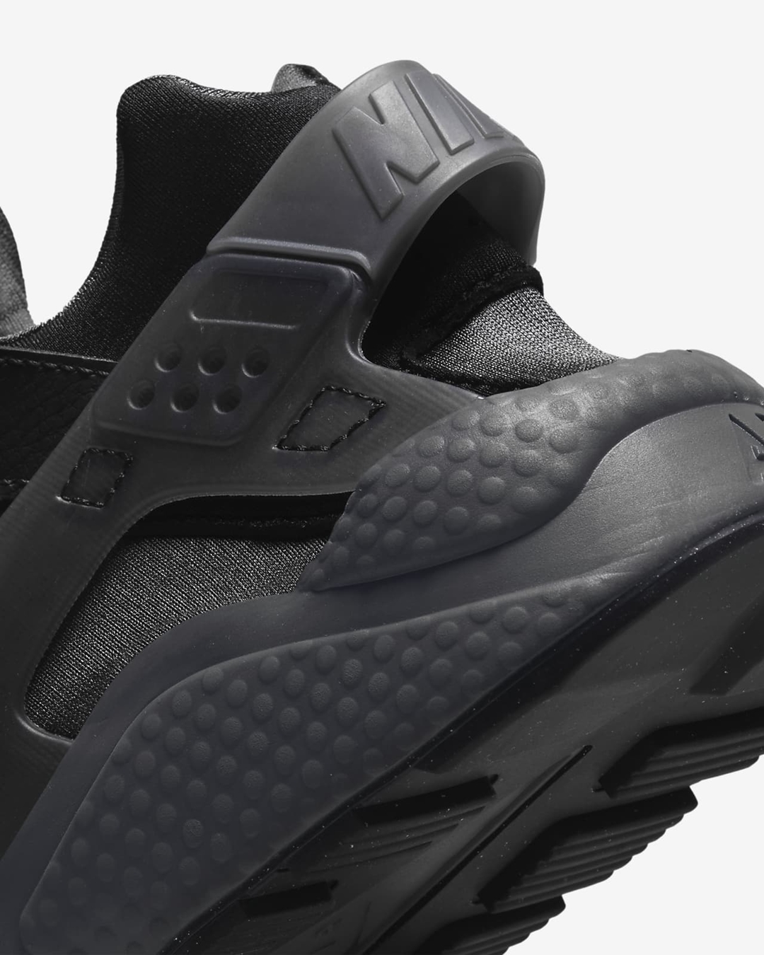 海外発売！ナイキ エア ハラチ “ブラック/メタリックシルバー” (NIKE AIR HUARACHE “Black/Metallic Silver”) [FD0656-001]