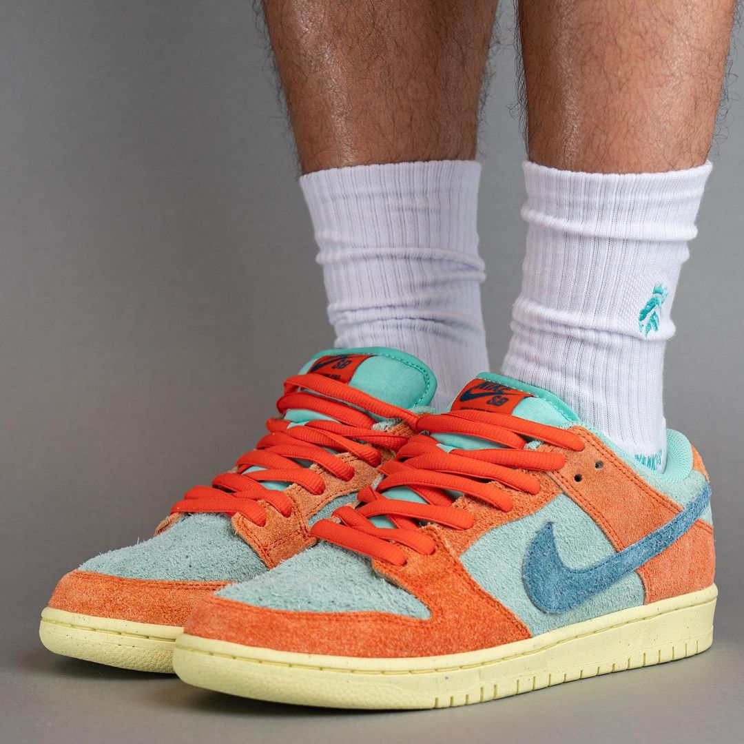 【国内 9/4 発売予定】ナイキ SB ダンク ロー プロ “オレンジ/エメラルドライズ” (NIKE SB DUNK LOW PRO “Orange and Emerald Rise”) [DV5429-800]