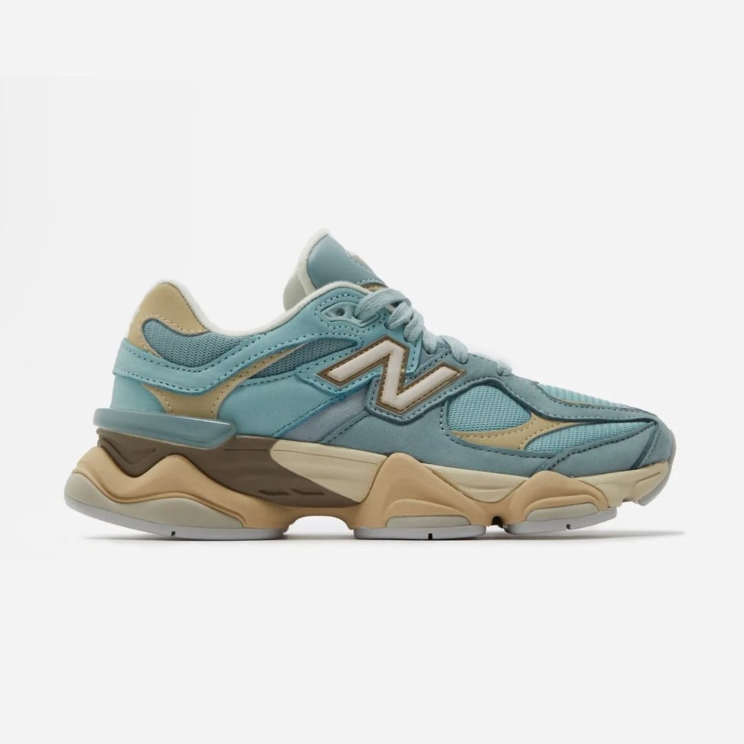 海外発売！New Balance U9060 FNB “Blue Haze” (ニューバランス)