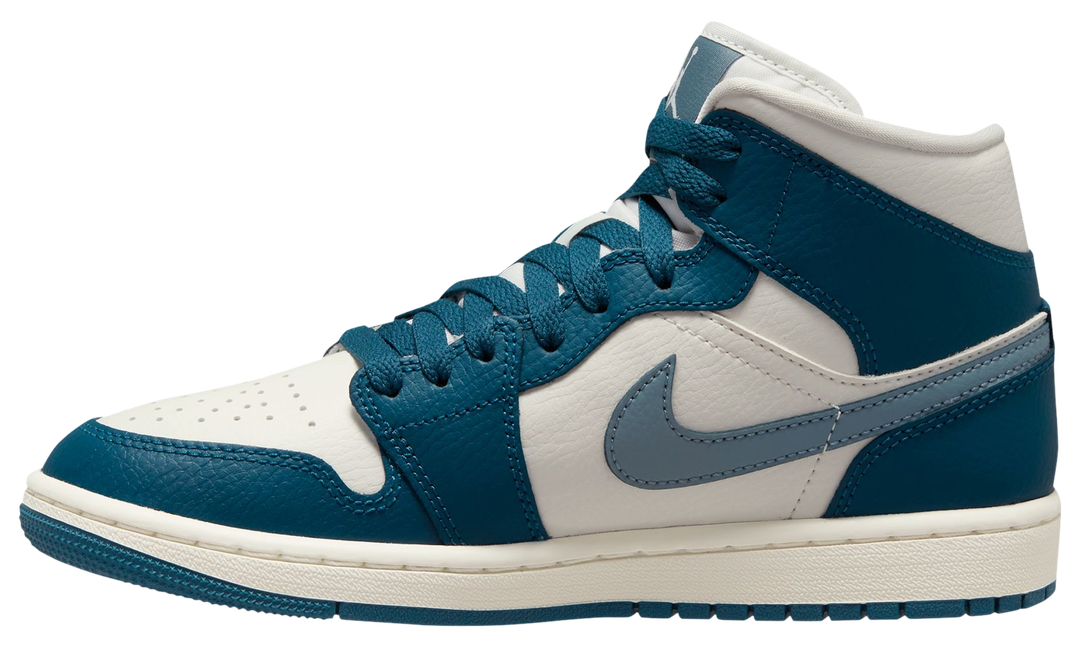 【国内 9/4 発売予定】ナイキ ウィメンズ エア ジョーダン 1 ミッド “スカイ J フレンチブルー” (NIKE WMNS AIR JORDAN 1 MID “Sky J French Blue”) [BQ6472-414]