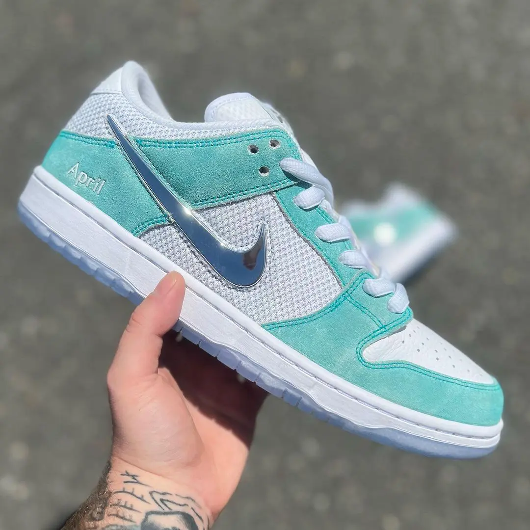 【国内 11/25、11/27 発売】April Skateboards x NIKE SB DUNK LOW “Turbo Green/Metallic Silver” (エイプリル スケートボード ナイキ SB ダンク ロー “ターボグリーン/メタリックシルバー”) [FQ8202-300/FQ8203-300/FD2562-400]