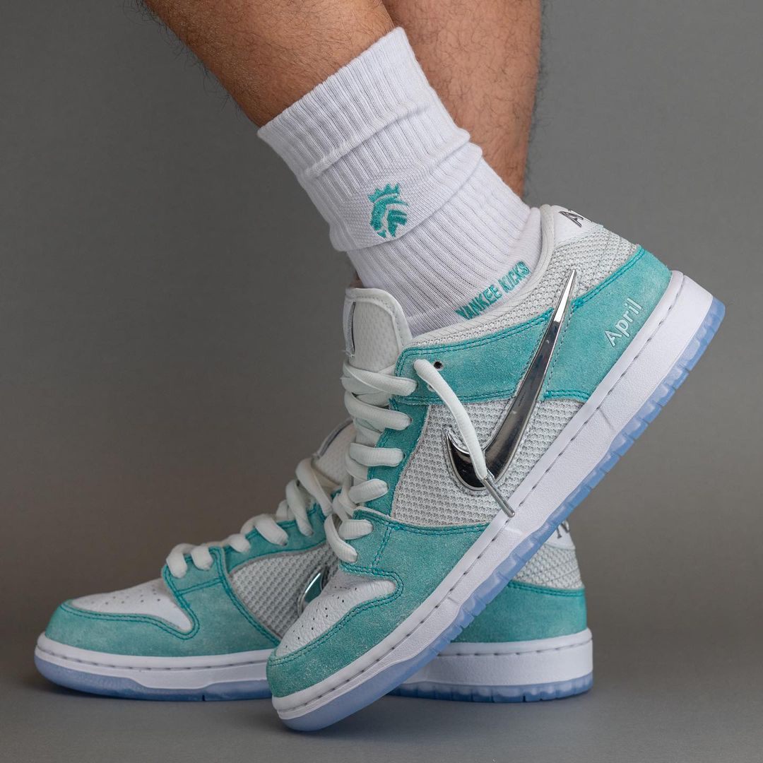 【国内 11/25、11/27 発売】April Skateboards x NIKE SB DUNK LOW “Turbo Green/Metallic Silver” (エイプリル スケートボード ナイキ SB ダンク ロー “ターボグリーン/メタリックシルバー”) [FQ8202-300/FQ8203-300/FD2562-400]