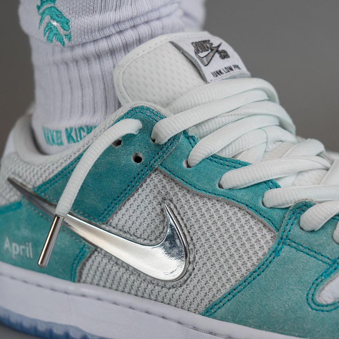 【国内 11/25、11/27 発売】April Skateboards x NIKE SB DUNK LOW “Turbo Green/Metallic Silver” (エイプリル スケートボード ナイキ SB ダンク ロー “ターボグリーン/メタリックシルバー”) [FQ8202-300/FQ8203-300/FD2562-400]