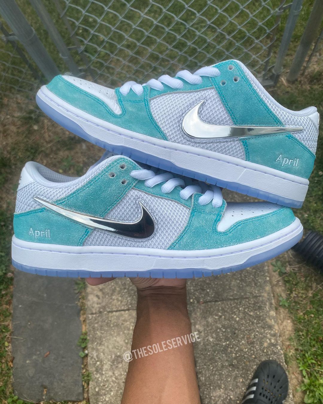 【国内 11/25、11/27 発売】April Skateboards x NIKE SB DUNK LOW “Turbo Green/Metallic Silver” (エイプリル スケートボード ナイキ SB ダンク ロー “ターボグリーン/メタリックシルバー”) [FQ8202-300/FQ8203-300/FD2562-400]