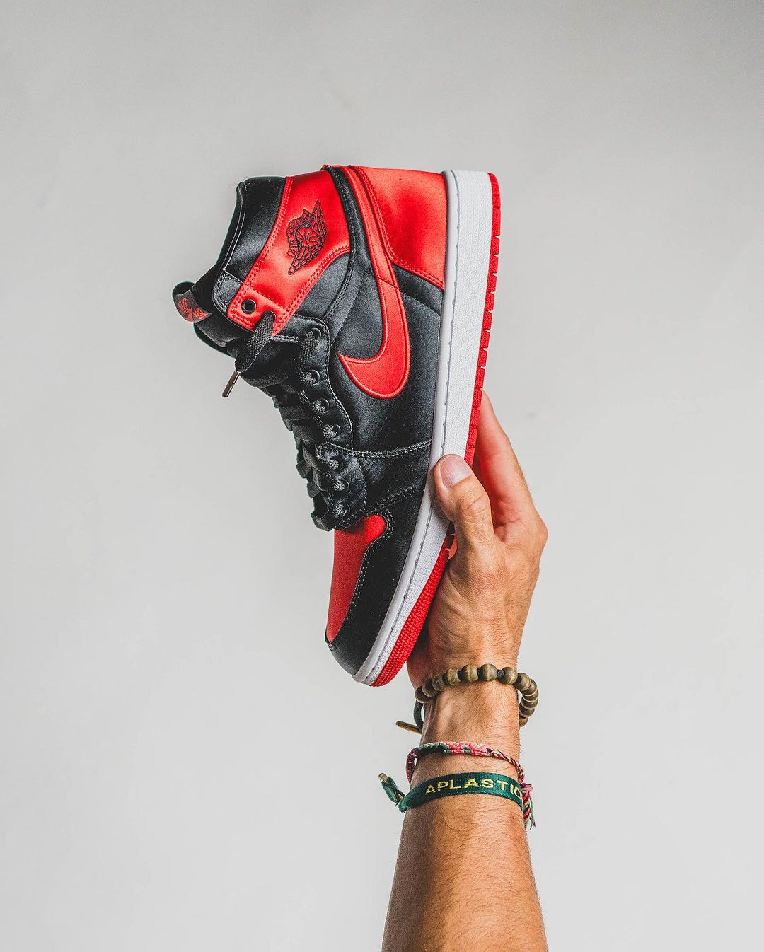 【国内 10/18 発売予定】ナイキ ウィメンズ エア ジョーダン 1 ハイ OG “サテン ブレッド” (NIKE WMNS AIR JORDAN 1 HIGH OG ”Satin Bred”) [FD4810-061]