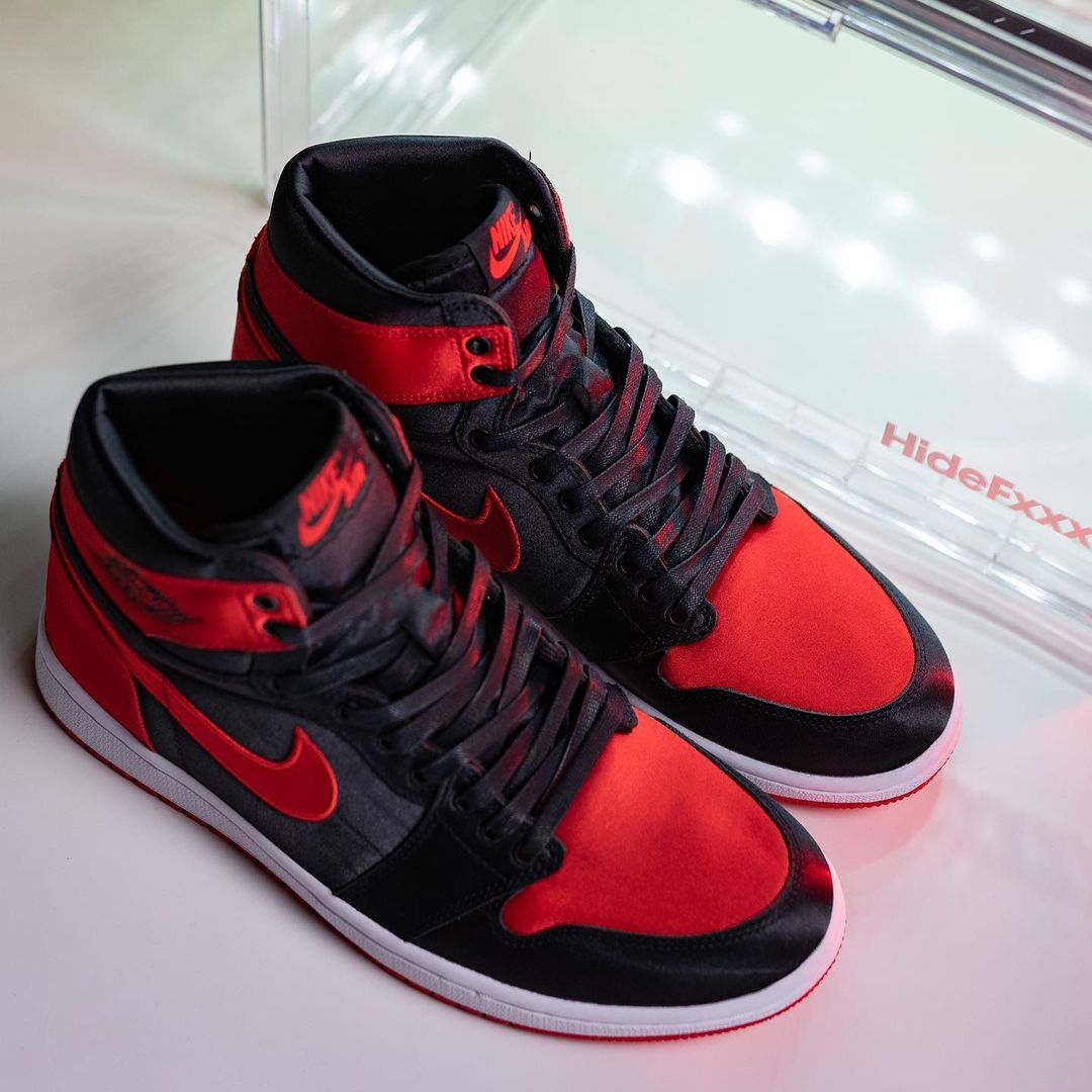 【国内 10/18 発売予定】ナイキ ウィメンズ エア ジョーダン 1 ハイ OG “サテン ブレッド” (NIKE WMNS AIR JORDAN 1 HIGH OG ”Satin Bred”) [FD4810-061]