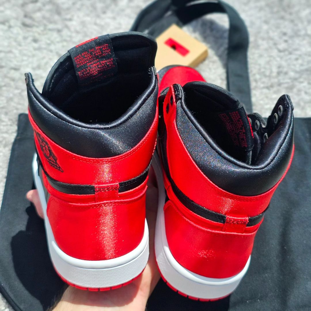 【国内 10/18 発売予定】ナイキ ウィメンズ エア ジョーダン 1 ハイ OG “サテン ブレッド” (NIKE WMNS AIR JORDAN 1 HIGH OG ”Satin Bred”) [FD4810-061]