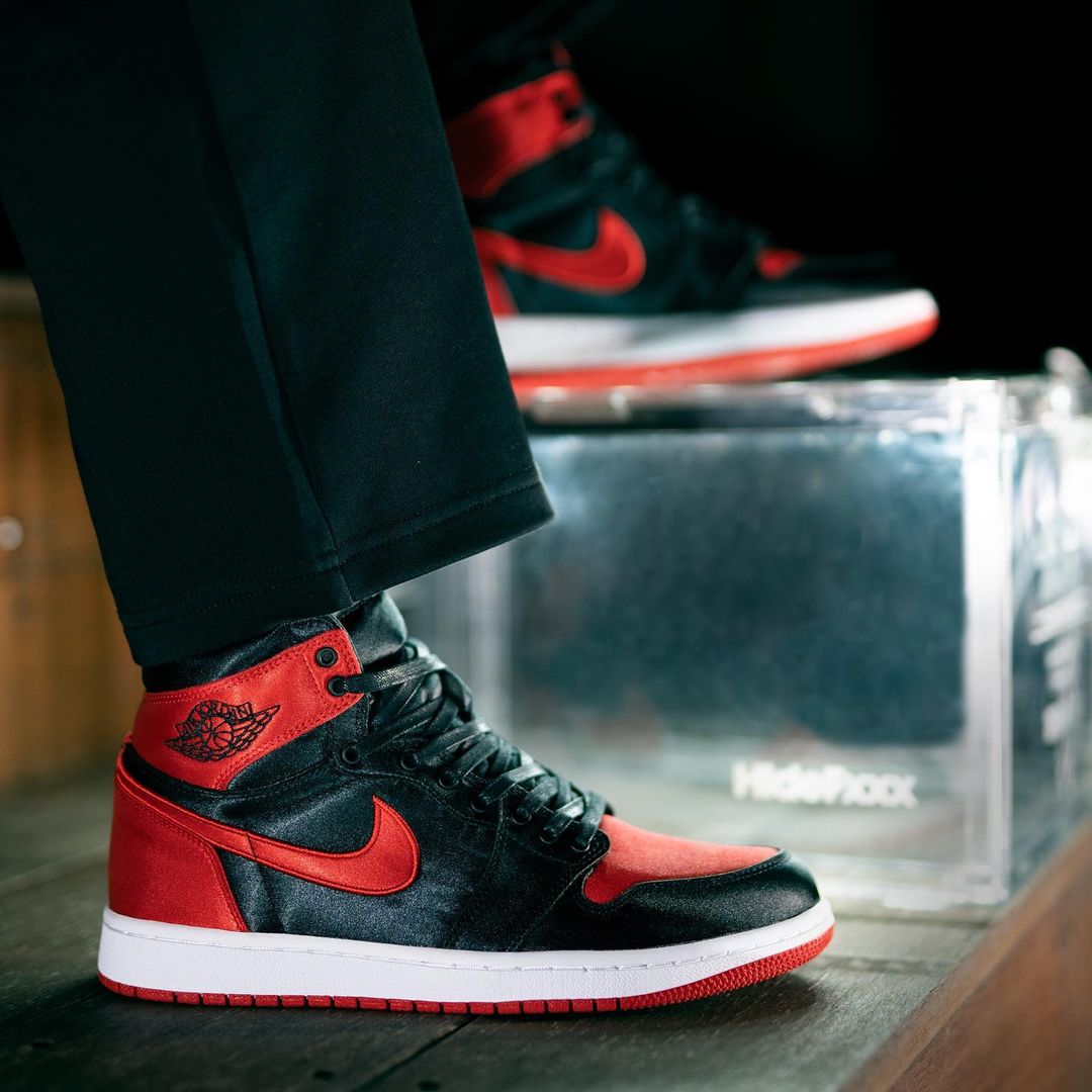 【国内 10/18 発売予定】ナイキ ウィメンズ エア ジョーダン 1 ハイ OG “サテン ブレッド” (NIKE WMNS AIR JORDAN 1 HIGH OG ”Satin Bred”) [FD4810-061]