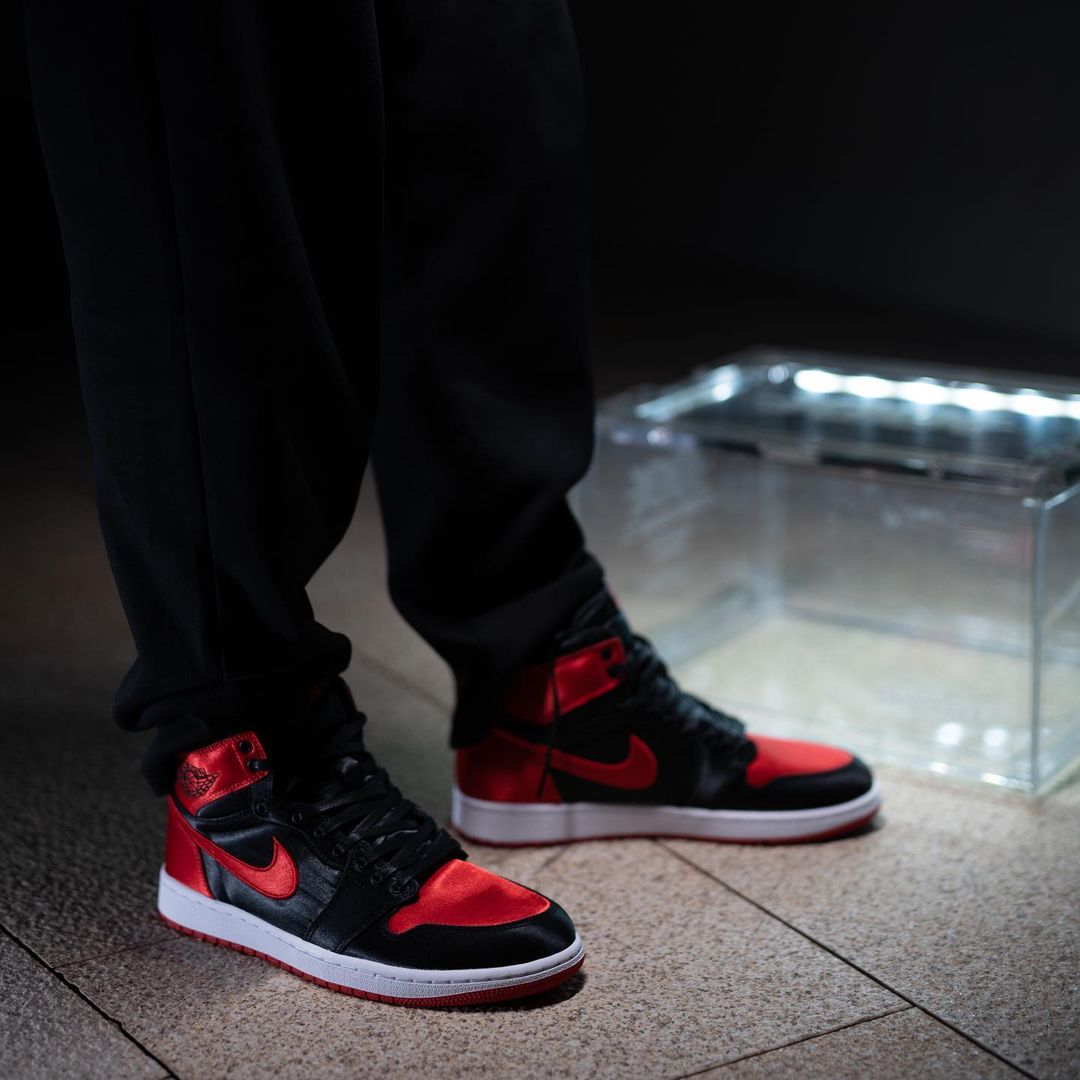 【国内 10/18 発売予定】ナイキ ウィメンズ エア ジョーダン 1 ハイ OG “サテン ブレッド” (NIKE WMNS AIR JORDAN 1 HIGH OG ”Satin Bred”) [FD4810-061]