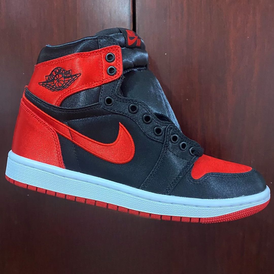 【国内 10/18 発売予定】ナイキ ウィメンズ エア ジョーダン 1 ハイ OG “サテン ブレッド” (NIKE WMNS AIR JORDAN 1 HIGH OG ”Satin Bred”) [FD4810-061]