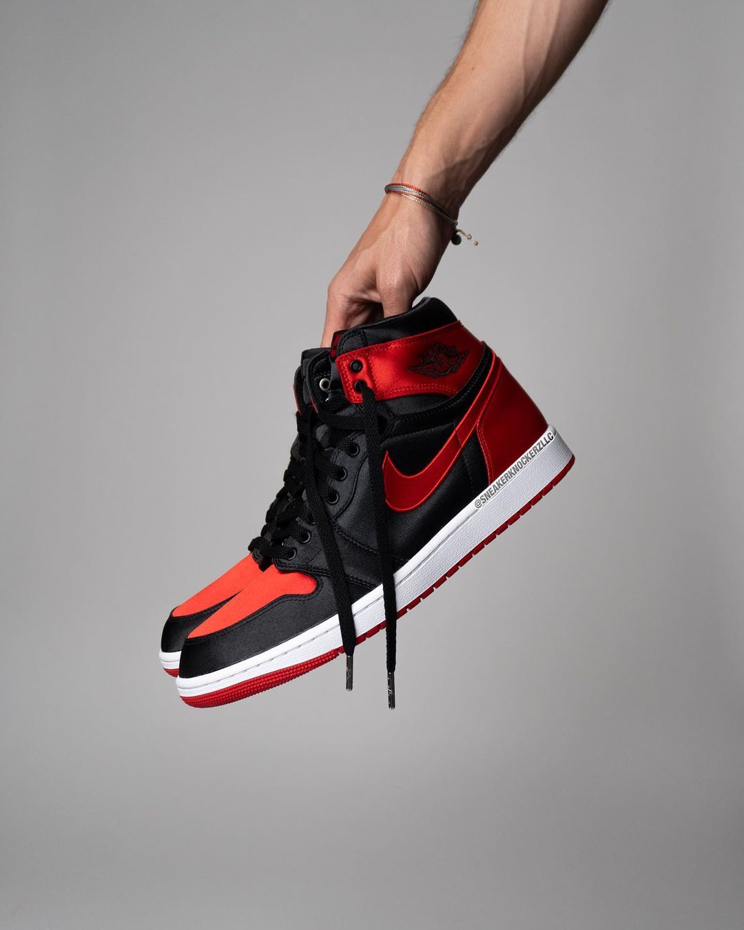 【国内 10/18 発売予定】ナイキ ウィメンズ エア ジョーダン 1 ハイ OG “サテン ブレッド” (NIKE WMNS AIR JORDAN 1 HIGH OG ”Satin Bred”) [FD4810-061]