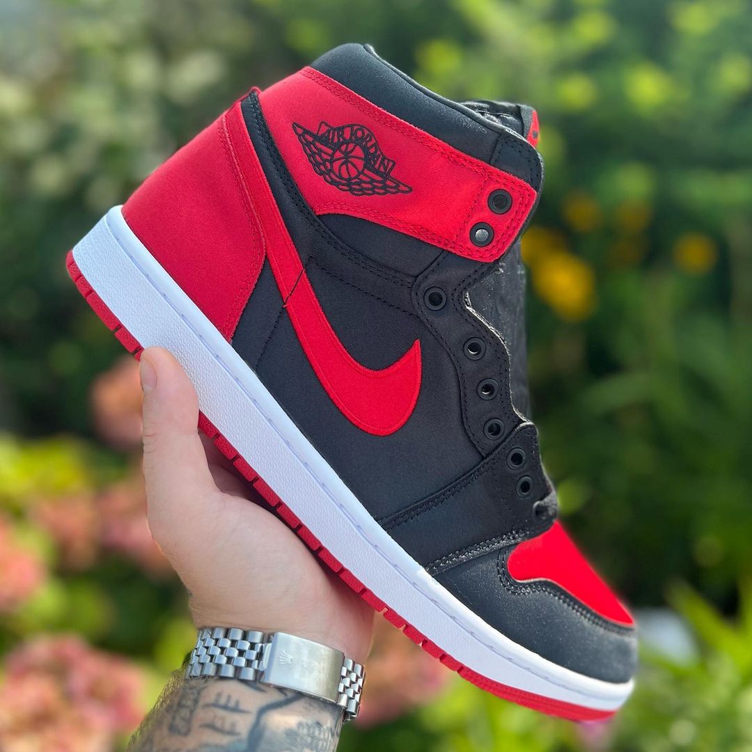 【国内 10/18 発売予定】ナイキ ウィメンズ エア ジョーダン 1 ハイ OG “サテン ブレッド” (NIKE WMNS AIR JORDAN 1 HIGH OG ”Satin Bred”) [FD4810-061]