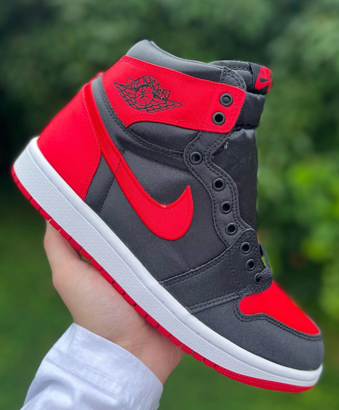 【国内 10/18 発売予定】ナイキ ウィメンズ エア ジョーダン 1 ハイ OG “サテン ブレッド” (NIKE WMNS AIR JORDAN 1 HIGH OG ”Satin Bred”) [FD4810-061]