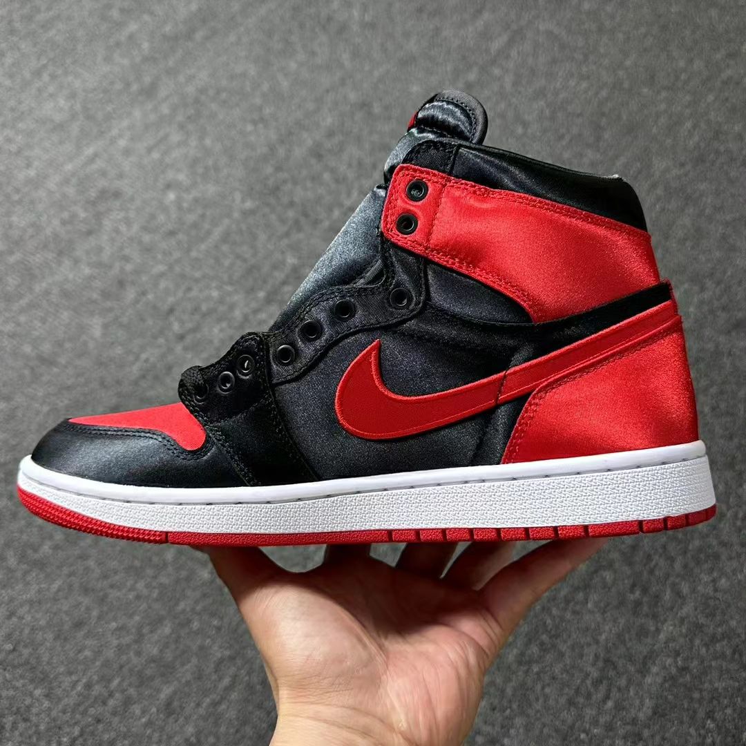 【国内 10/18 発売予定】ナイキ ウィメンズ エア ジョーダン 1 ハイ OG “サテン ブレッド” (NIKE WMNS AIR JORDAN 1 HIGH OG ”Satin Bred”) [FD4810-061]