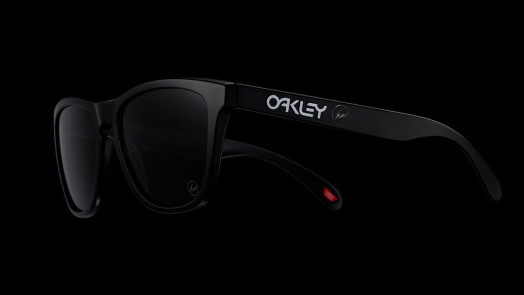 FRAGMENT × OAKLEY 新作コラボ 「Frogskins/アパレル」が1/19、「3色 Frogskins」が1/31 発売 (フラグメント オークリー “フロッグスキン” 藤原ヒロシ)