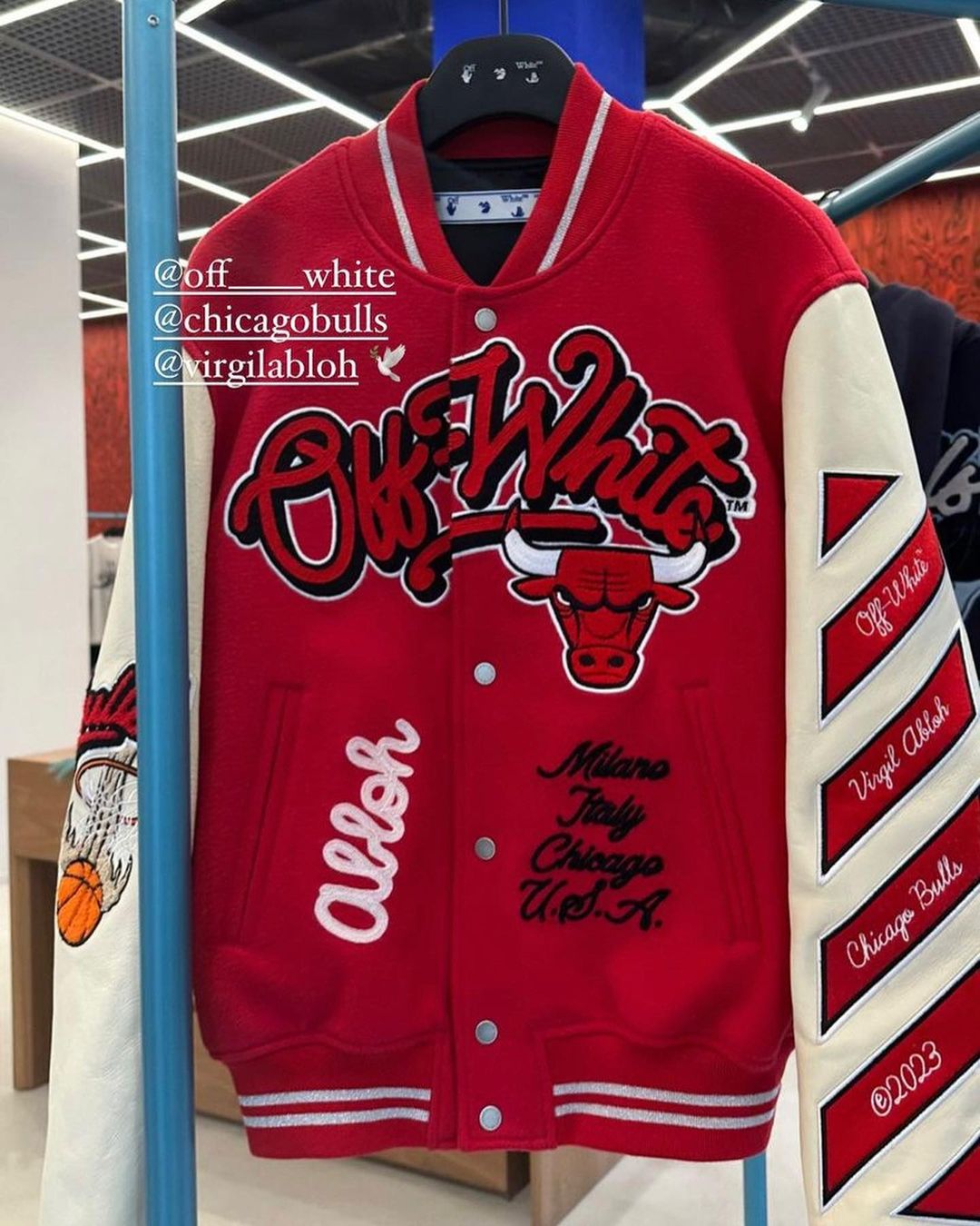 【海外 2/2 発売】OFF-WHITE × Chicago Bulls “Varsity jacket” (オフホワイト シカゴブルズ)