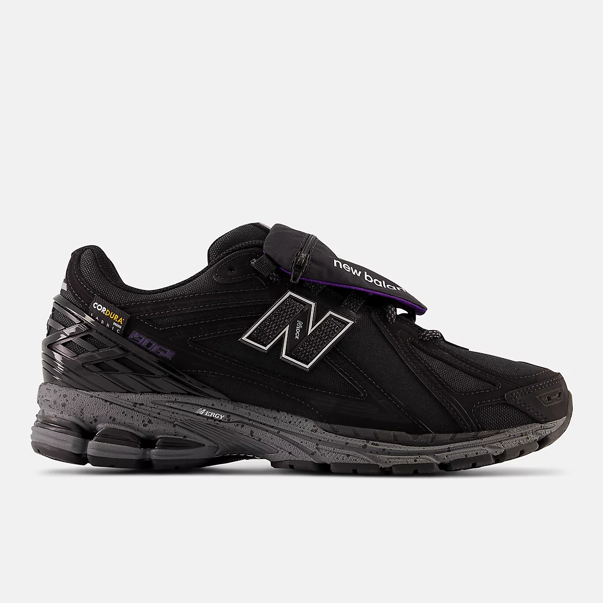 【国内 6/16 発売予定】ナイロン製ミニバッグ付属 New Balance M1906 ROC (ニューバランス)