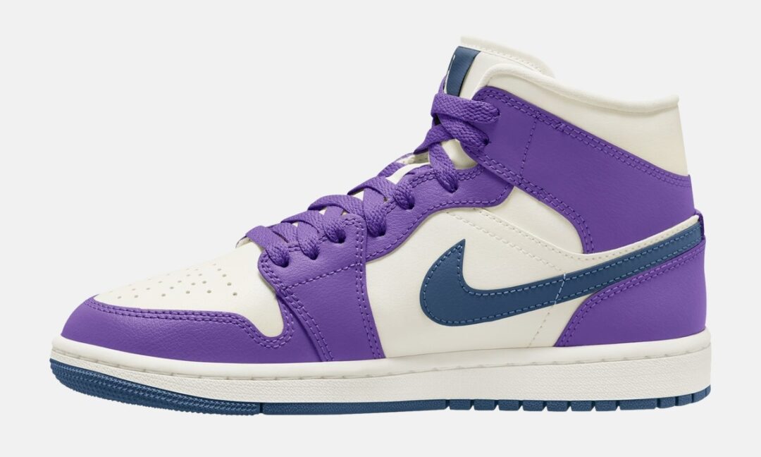 【国内 8/8 発売予定】ナイキ ウィメンズ エア ジョーダン 1 ミッド “セイル/パープル” (NIKE WMNS AIR JORDAN 1 MID “Sail/Purple”) [BQ6472-504]