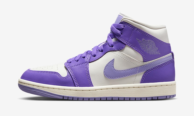 【国内 8/8 発売予定】ナイキ ウィメンズ エア ジョーダン 1 ミッド “セイル/パープル” (NIKE WMNS AIR JORDAN 1 MID “Sail/Purple”) [BQ6472-504]