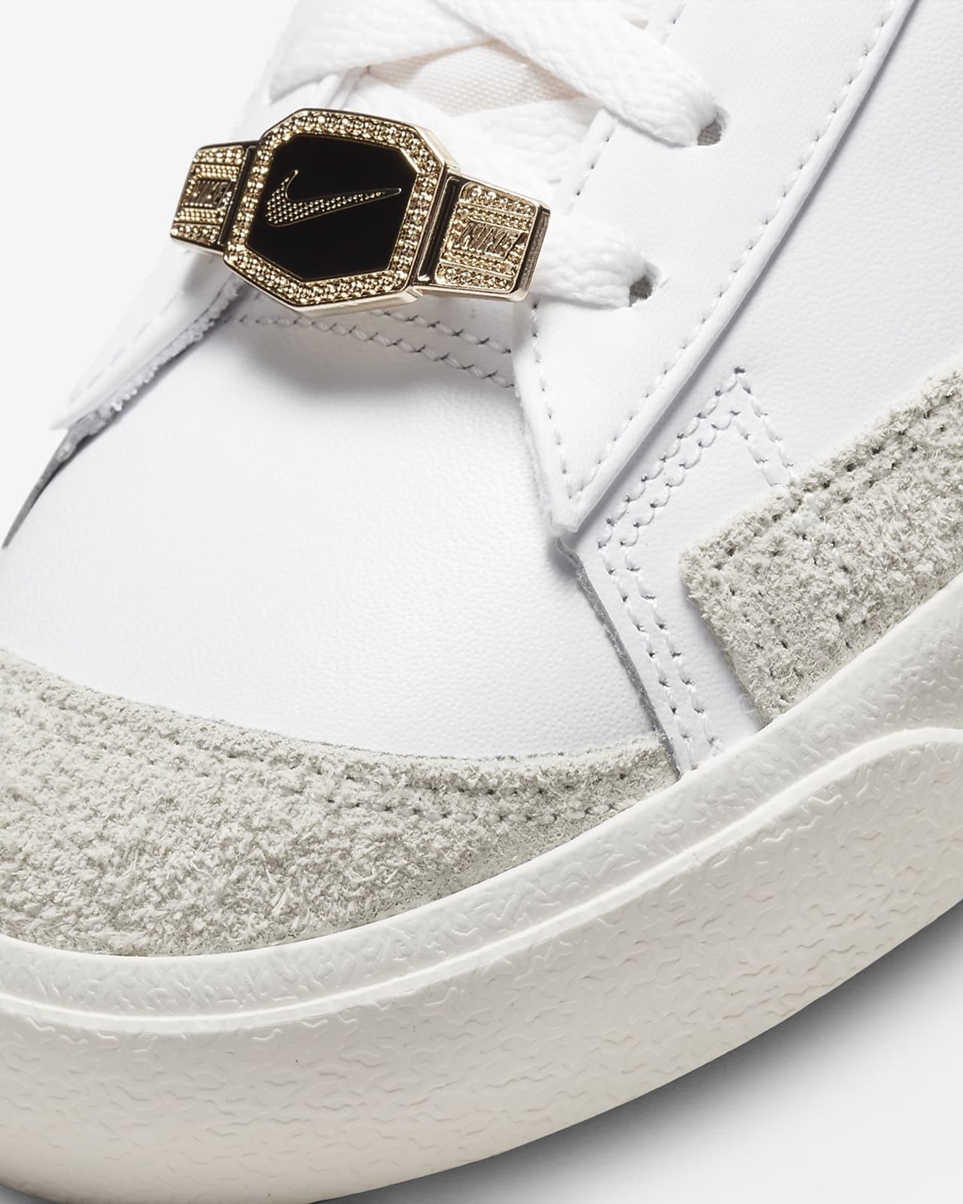 海外発売！ナイキ ブレーザー ミッド “ワールドチャンプ/ホワイト/サミットホワイト” (NIKE BLAZER MID “World Champ/White/Summit White”) [DQ8767-100]