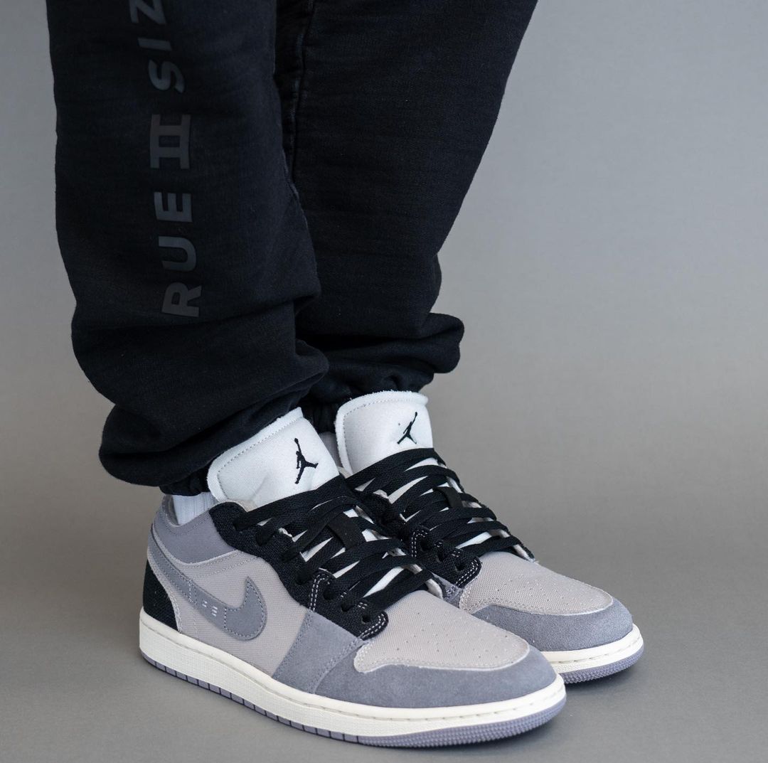 【国内 8/1 発売予定】NIKE AIR JORDAN 1 LOW SE “Inside Out/Tech Grey/Black” (ナイキ エア ジョーダン 1 ロー SE “インサイドアウト/テックグレー/ブラック”) [DZ4135-002]