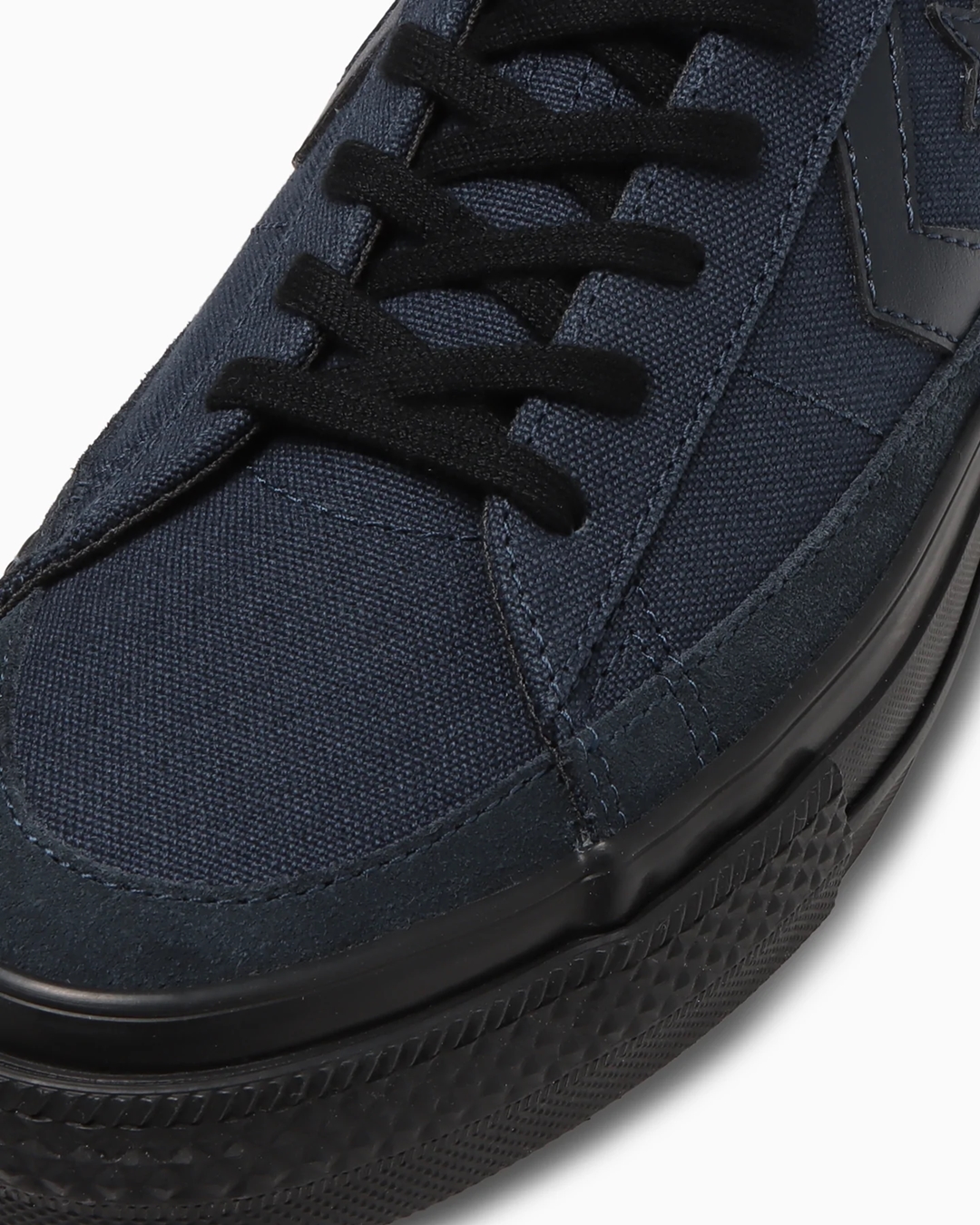 【国内 1/25 発売】カラーコントラストが魅力の CONVERSE PRORIDE SK GD OX “Black/Navy” (コンバース プロライド SK GD OX “ブラック/ネイビー”)