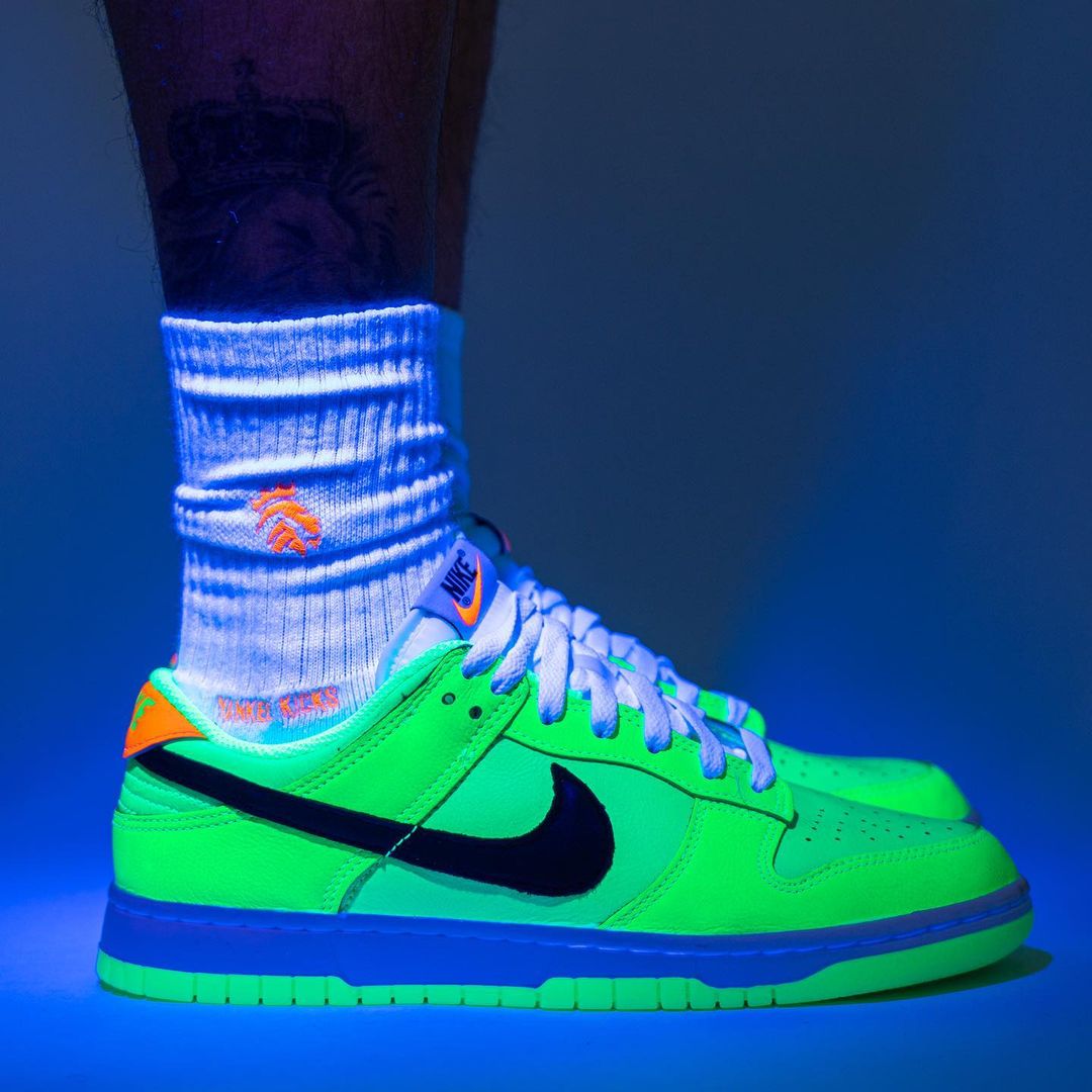 【国内 6/22 発売予定】ナイキ ダンク ロー “グロー・イン・ザ・ダーク” (NIKE DUNK LOW “Glow in the Dark/GID”) [FJ4610-702]