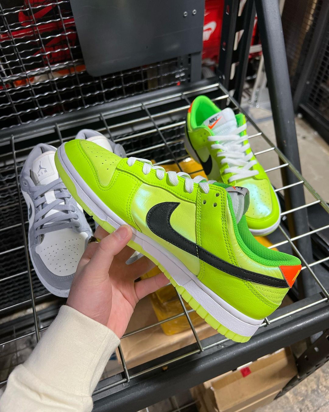 【国内 6/22 発売予定】ナイキ ダンク ロー “グロー・イン・ザ・ダーク” (NIKE DUNK LOW “Glow in the Dark/GID”) [FJ4610-702]