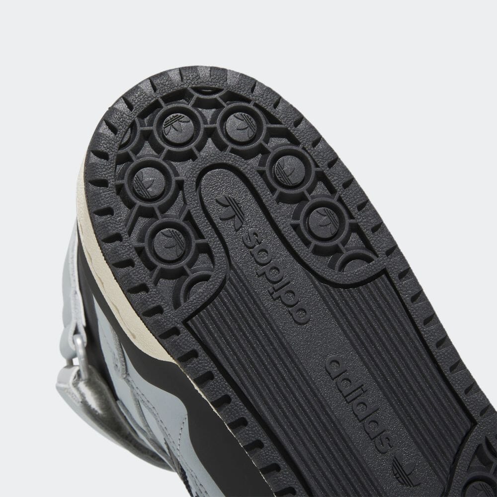 【国内 3/1 発売】adidas Originals FORUM 84 HIGH “Silver Metallic/Core Black” (アディダス オリジナルス フォーラム 84 ハイ “シルバーメタリック/コアブラック”) [FZ6302]
