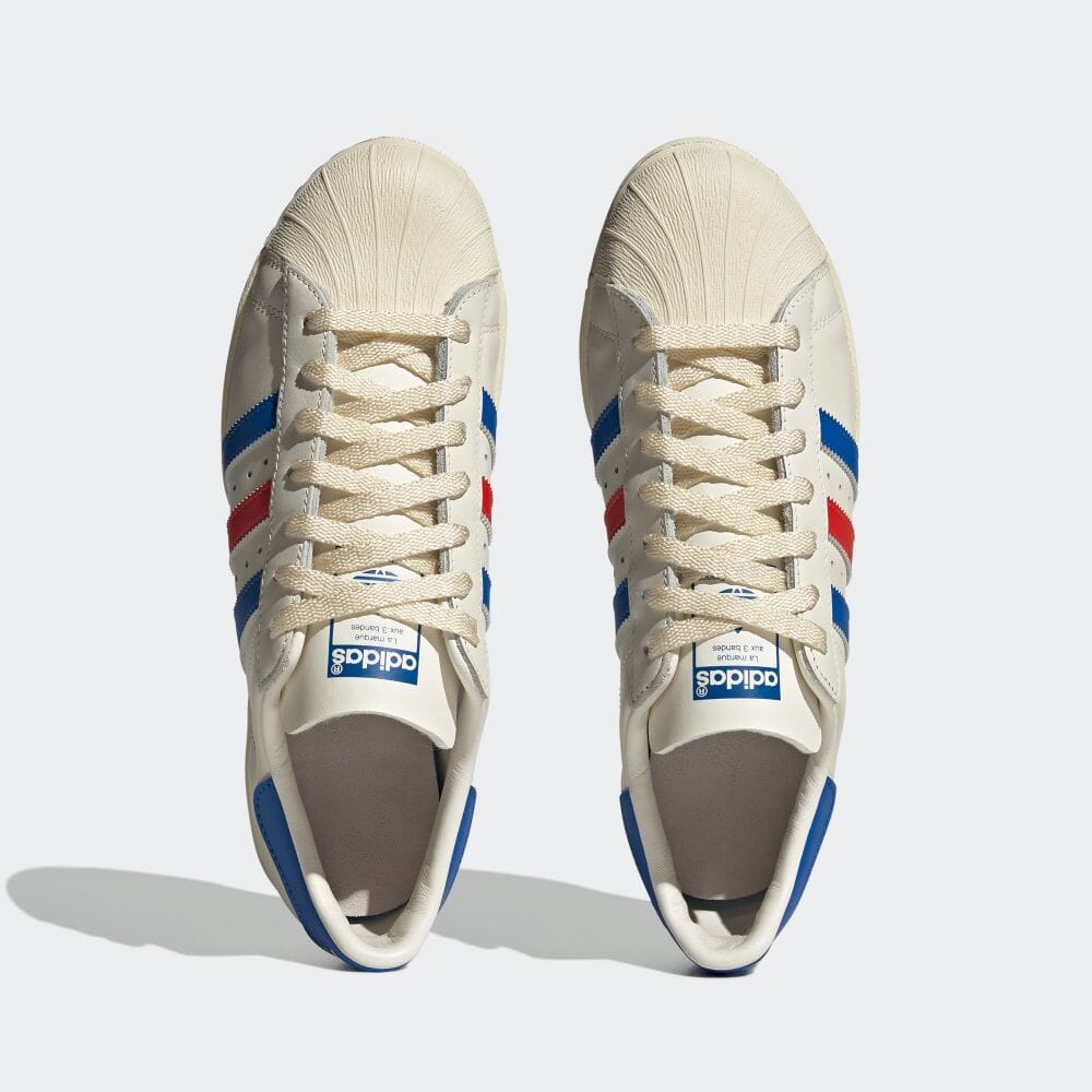 【国内 2/25 発売】アディダス オリジナルス スーパースター 82 “クラウドホワイト/ブルードーン/レッド” (adidas Originals SUPERSTAR 82 “Cloud White/Blue Dawn/Red”) [HQ8876]