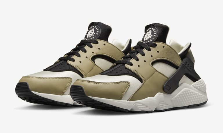 NIKE AIR HUARACHE ナイキエア ハラチ エスケープ