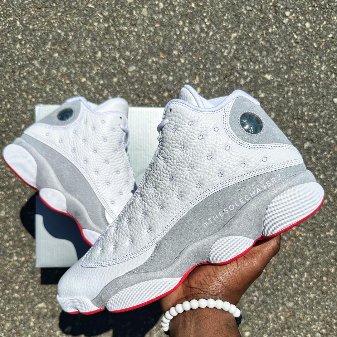 【国内 8/5 発売予定】ナイキ エア ジョーダン 13 “ホワイト/ウルフグレー” (NIKE AIR JORDAN XIII “White/Wolf Grey”) [414571-160]