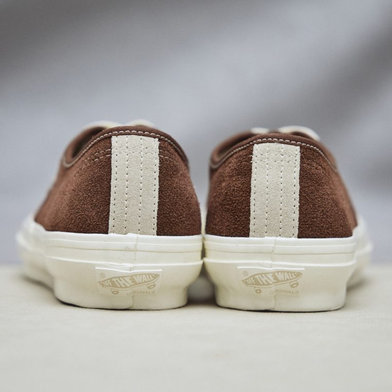 【国内 2/16 発売】VAULT BY VANS AUTHENTIC SUEDE (バンズ ヴォルト オーセンティック スエード)