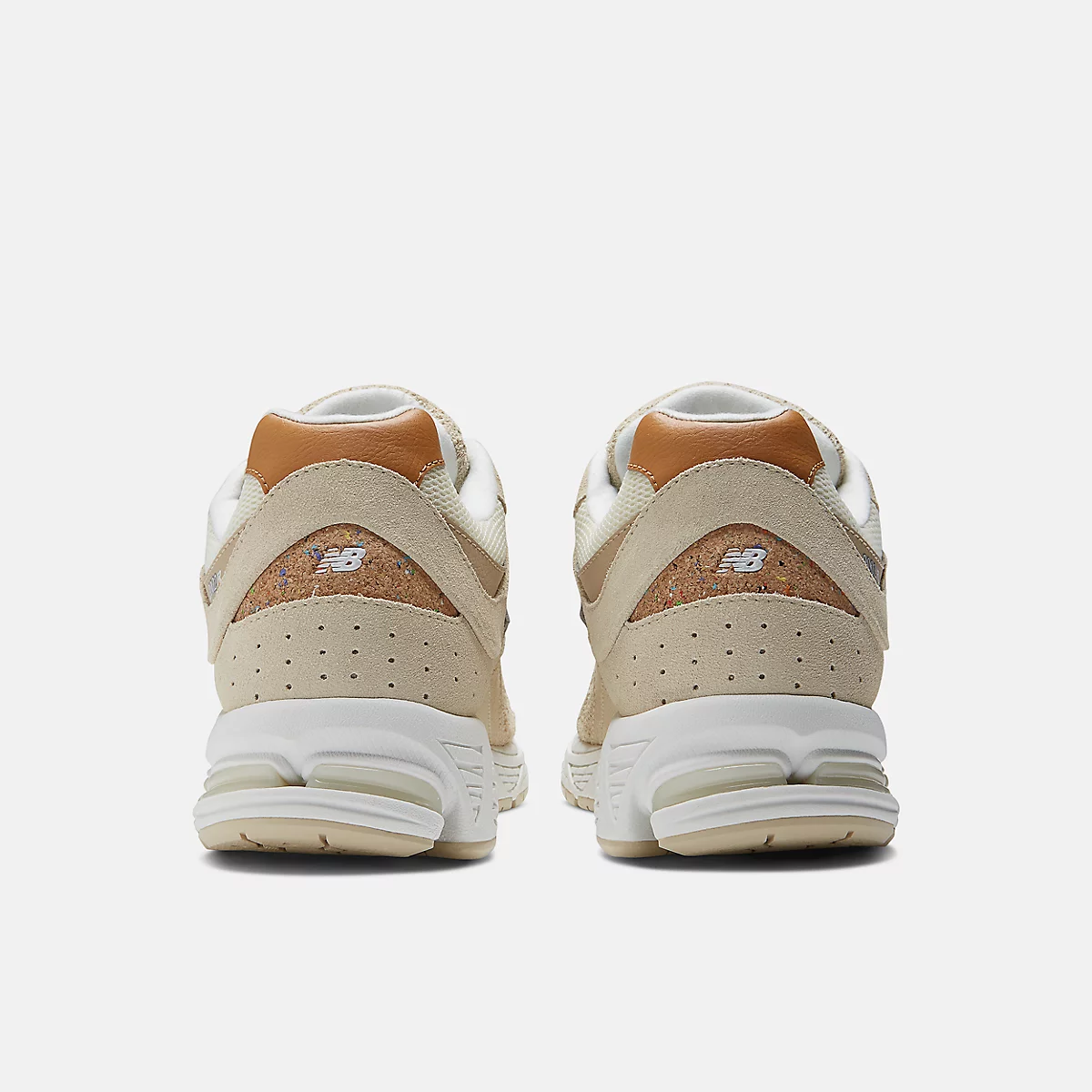 【国内 5月下旬 発売】New Balance M2002 RSC “Sandstone” (ニューバランス)