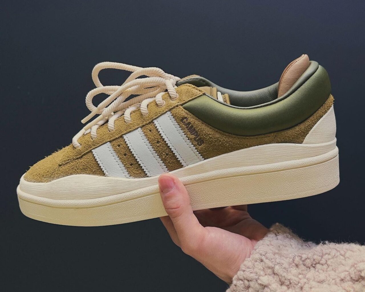 海外発売予定！Bad Bunny × adidas Originals CAMPUS "Olive" (バッド・バニー アディダス オリジナルス キャンパス "オリーブ")