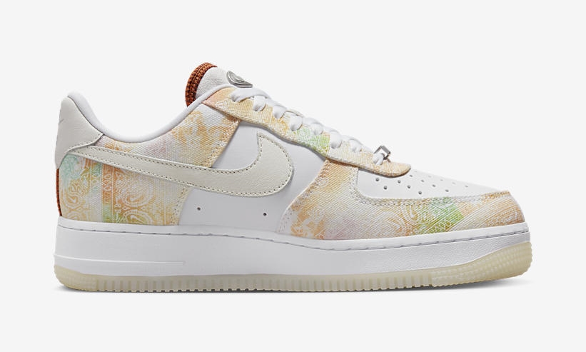 【国内 5/15 発売予定】ナイキ ウィメンズ エア フォース 1 07 ロー LX “マルチペイズリー/ホワイト” (NIKE WMNS AIR FORCE 1 07 LOW LX “Multi Paisley/White”) [FJ7739-101]