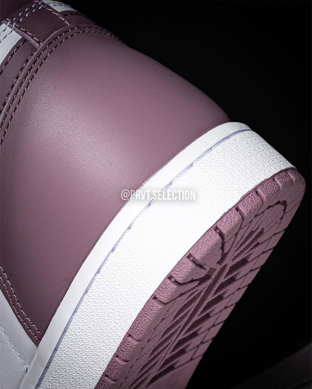 【国内 10/28 発売】ナイキ エア ジョーダン 1 ハイ OG “モーブ” (NIKE AIR JORDAN 1 HIGH OG “Sky J Mauve”) [DZ5485-105/FD1437-105]